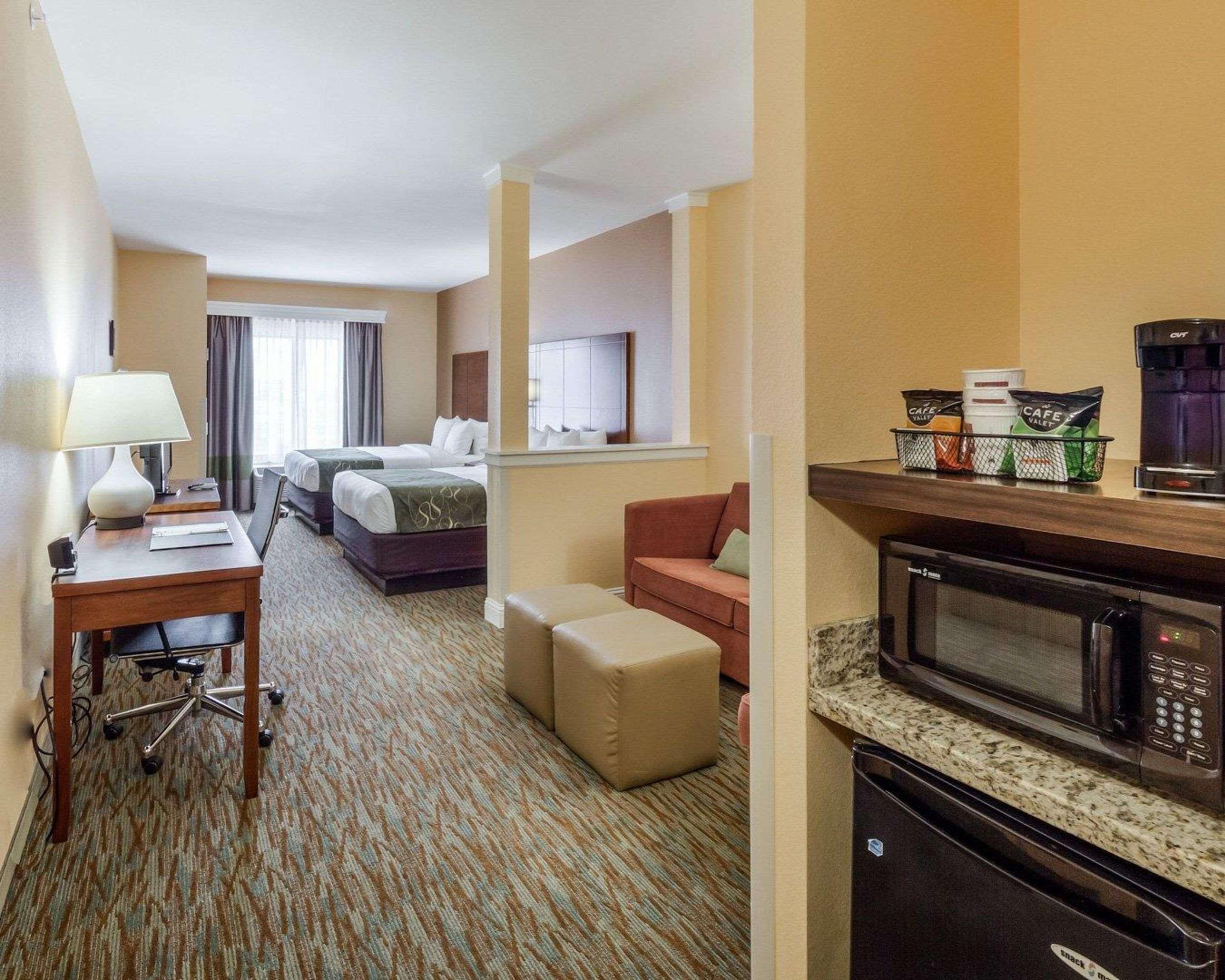 Comfort Suites Cotulla Near I-35 Bagian luar foto