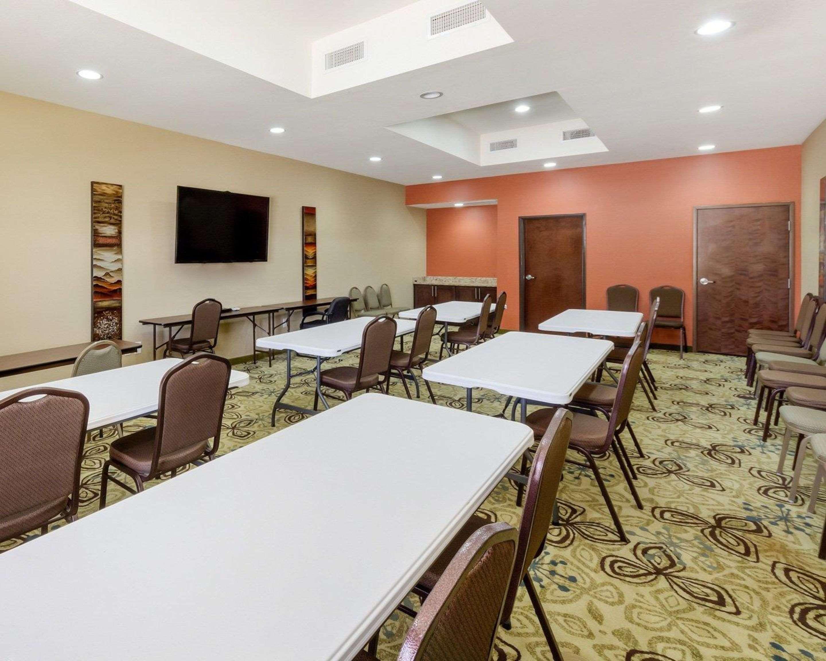 Comfort Suites Cotulla Near I-35 Bagian luar foto