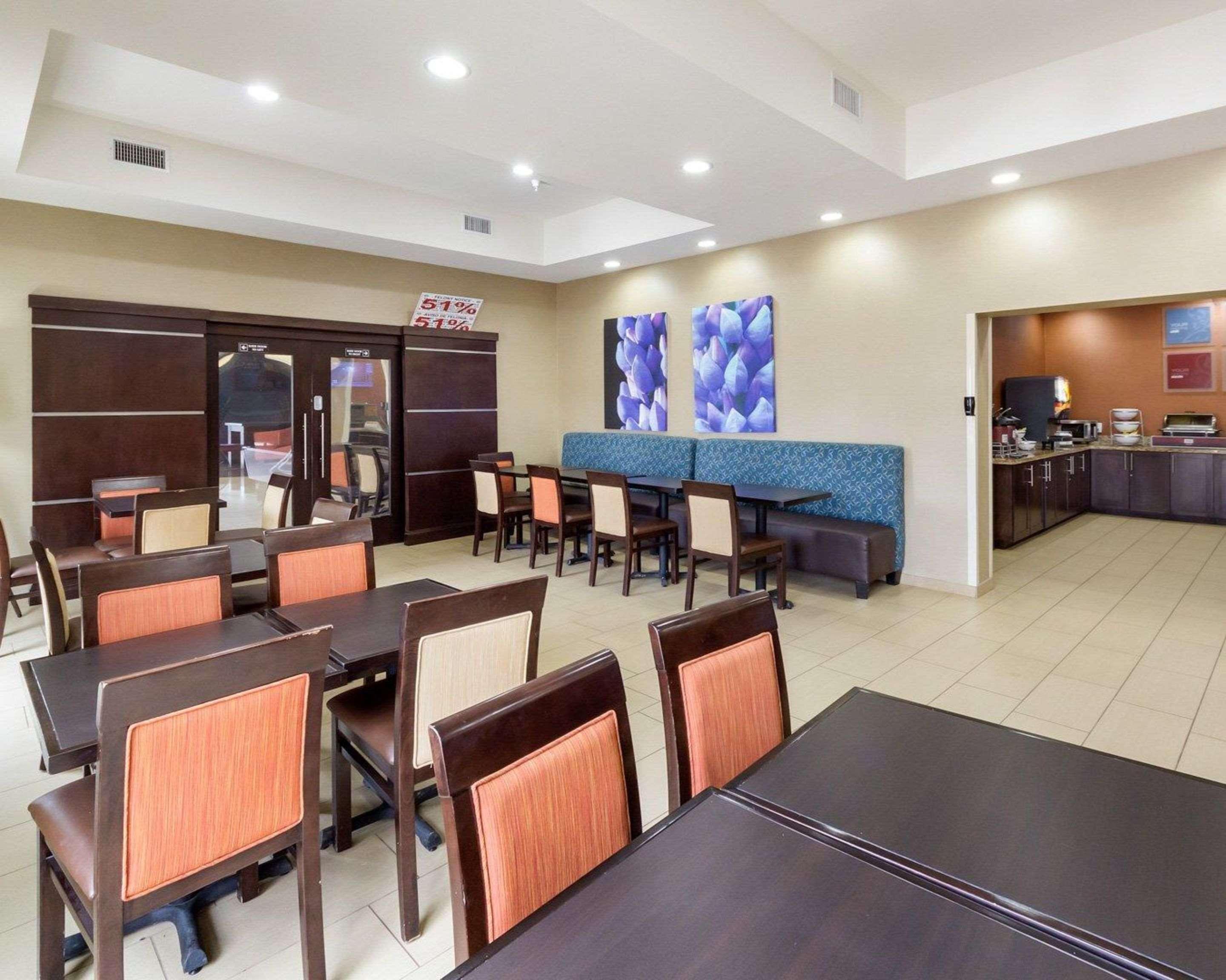 Comfort Suites Cotulla Near I-35 Bagian luar foto