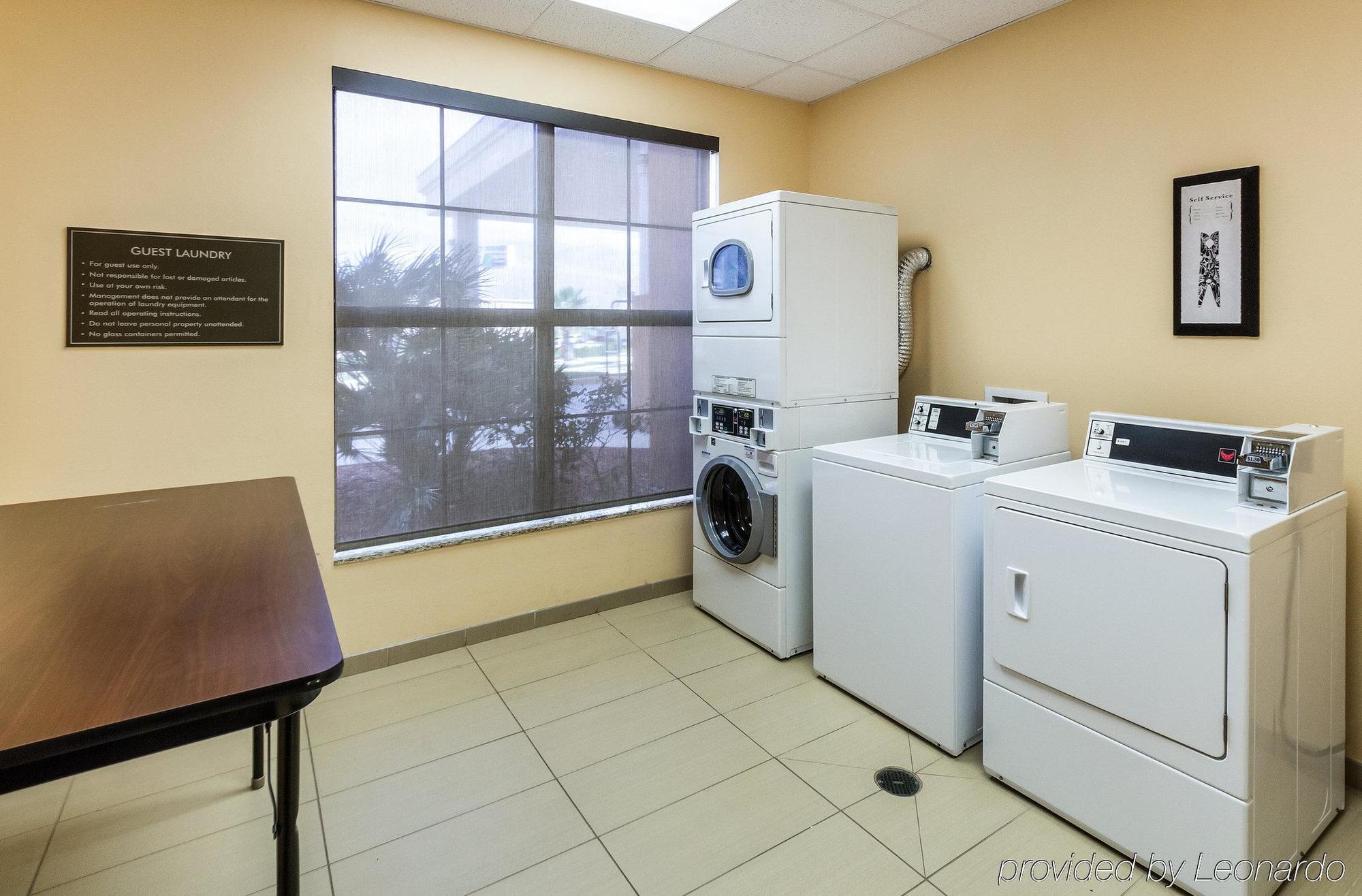 Comfort Suites Cotulla Near I-35 Bagian luar foto